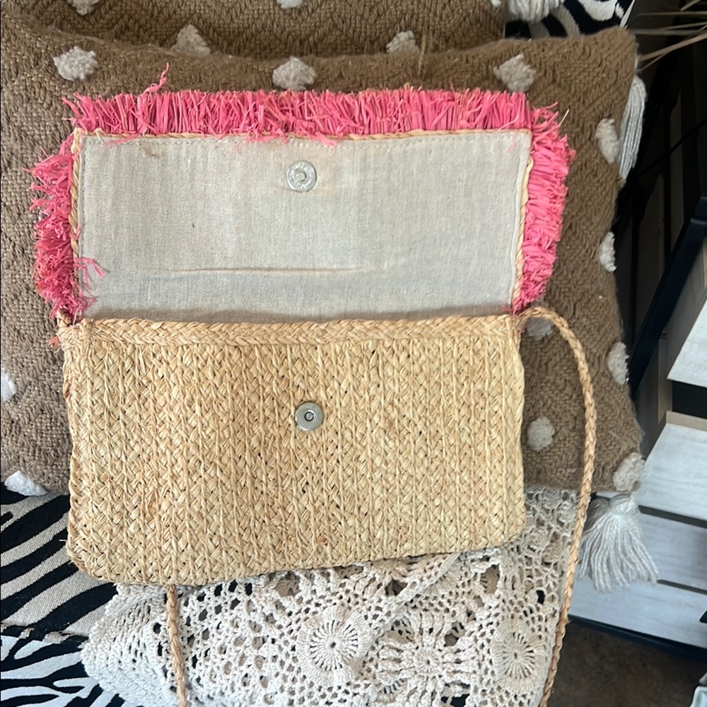 Bujibaja Pink and Tan Shoulder Bag with Furry Trim - Picture 3 of 8